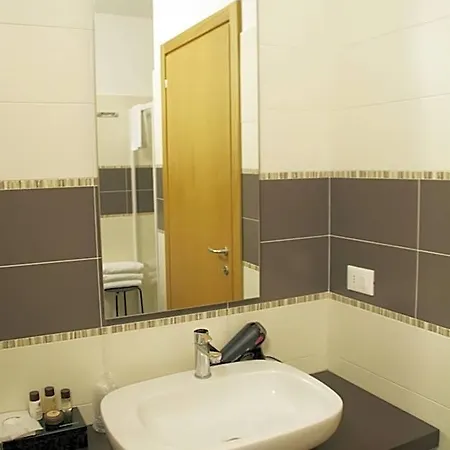 Silvia Bed & Breakfast 4*